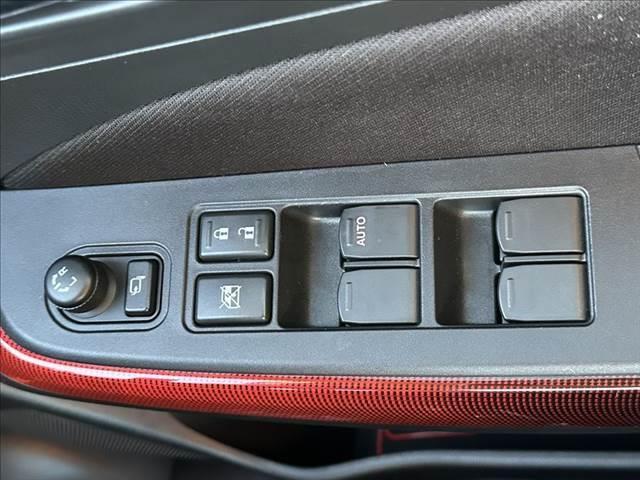 スイフトスポーツ ベースグレード 6速MT メモリーナビ フルセグTV ETC ローダウン アイライン クスコタワーバー 衝突軽減ブレーキ 禁煙車 レーダークルーズコントロール Bluetooth LEDヘッドライト シートヒーター(44枚目)
