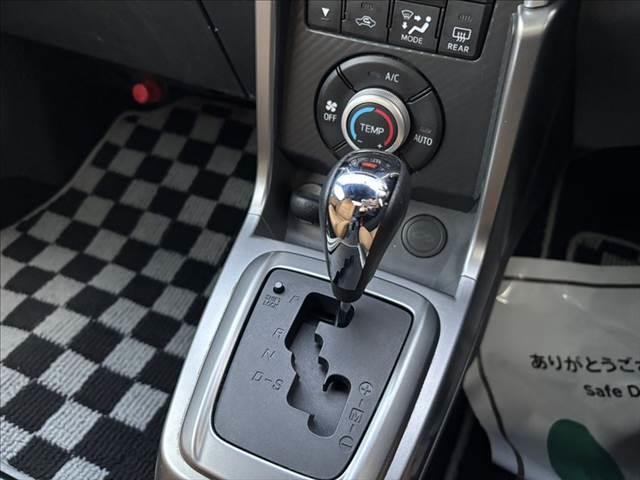 コペン セロ　禁煙車　純正ＳＤナビ　ＬＥＤヘッドライト　シートヒーター　フルセグＴＶ　ＥＴＣ　スマートキー　プッシュスタートＢｌｕｅｔｏｏｔｈ　ＭＴモード付シフト　１５インチアルミホイール（36枚目）