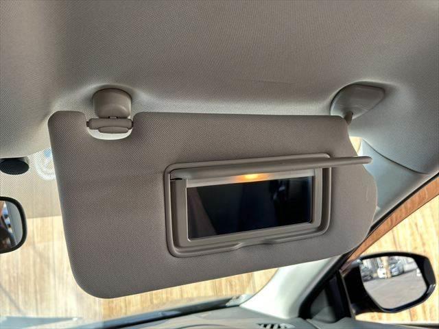 ティアナ ＸＬ　ＳＤナビ　フルセグＴＶ　Ｂｌｕｅｔｏｏｔｈ　バックカメラ　パワーシート　禁煙車　ＨＩＤヘッドライト　ＥＴＣ　スマートキー　オートエアコン　パワーウィンドウ　パワーステアリング（37枚目）