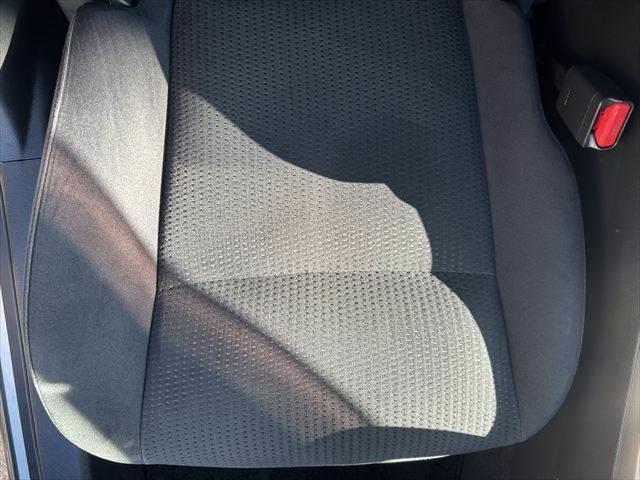 ティアナ ＸＬ　ＳＤナビ　フルセグＴＶ　Ｂｌｕｅｔｏｏｔｈ　バックカメラ　パワーシート　禁煙車　ＨＩＤヘッドライト　ＥＴＣ　スマートキー　オートエアコン　パワーウィンドウ　パワーステアリング（42枚目）