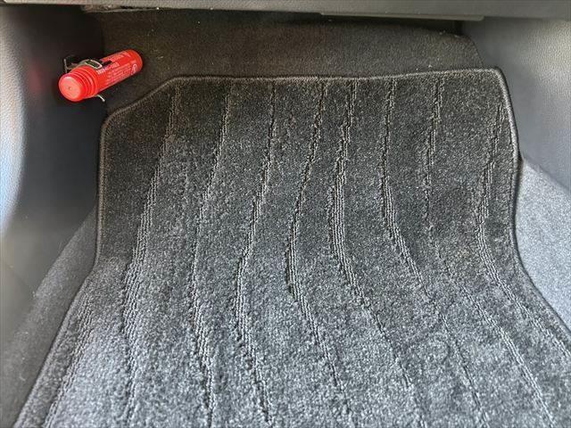 ティアナ ＸＬ　ＳＤナビ　フルセグＴＶ　Ｂｌｕｅｔｏｏｔｈ　バックカメラ　パワーシート　禁煙車　ＨＩＤヘッドライト　ＥＴＣ　スマートキー　オートエアコン　パワーウィンドウ　パワーステアリング（51枚目）