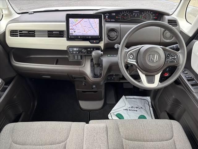 Ｎ－ＢＯＸ Ｌ　ユーザー買取車　メモリーナビ　フルセグＴＶ　バックカメラ　ＥＴＣ　パワースライドドア　レーダークルーズコントロール　衝突軽減ブレーキ　Ｂｌｕｅｔｏｏｔｈ　シートヒーター　ＬＥＤヘッドライト（3枚目）
