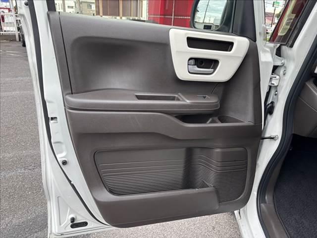 Ｎ－ＢＯＸ Ｌ　ユーザー買取車　メモリーナビ　フルセグＴＶ　バックカメラ　ＥＴＣ　パワースライドドア　レーダークルーズコントロール　衝突軽減ブレーキ　Ｂｌｕｅｔｏｏｔｈ　シートヒーター　ＬＥＤヘッドライト（65枚目）