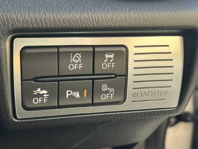 ☆レーンキープアシスト　横滑り防止装置　衝突軽減ブレーキ　コーナーセンサー　ブラインドスポットモニタ