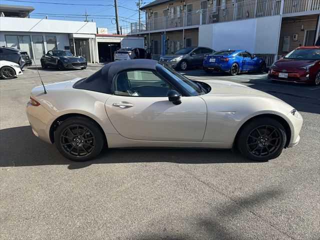 納車日から６ヶ月間の走行距離無制限の無料保証は本体価格に含まれております。加入対象車両などの詳細はお気軽に店舗までお問い合わせ下さい♪