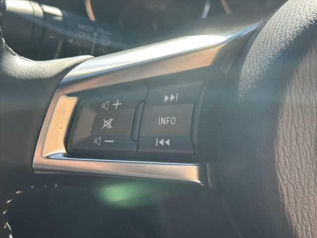 ☆ステアリングスイッチ