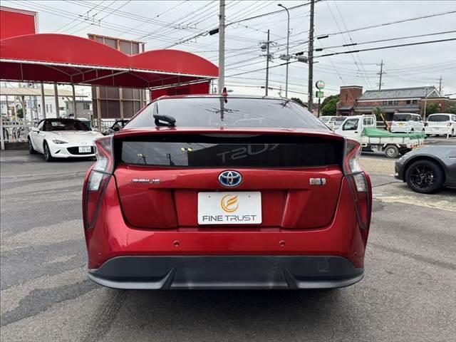TOYOTA PRIUS A TOURING SELECTION