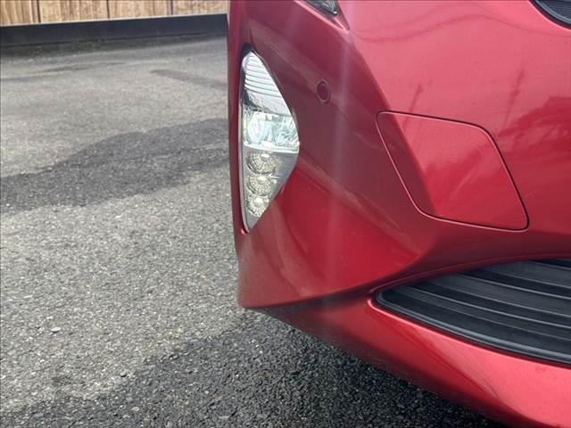 TOYOTA PRIUS A TOURING SELECTION