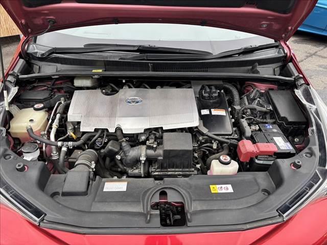 TOYOTA PRIUS A TOURING SELECTION
