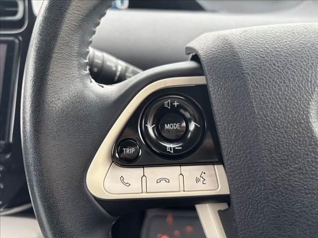 TOYOTA PRIUS A TOURING SELECTION
