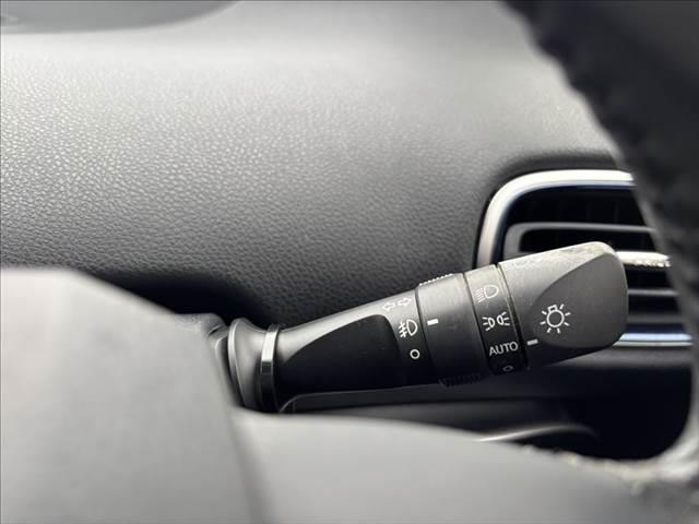 TOYOTA PRIUS A TOURING SELECTION
