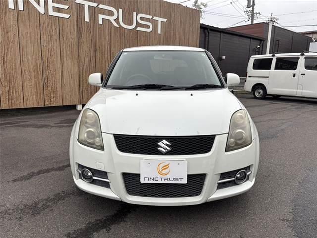 スイフト スポーツリミテッド 禁煙車 HDDナビ HIDヘッドライト スマートキー 純正16インチAW ETC パワーウィンドウ オートエアコン パワーステアリング 運転席エアバッグ 助手席エアバッグ 電動格納ミラー(14枚目)