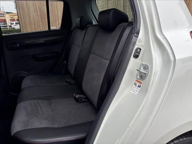 スイフト スポーツリミテッド 禁煙車 HDDナビ HIDヘッドライト スマートキー 純正16インチAW ETC パワーウィンドウ オートエアコン パワーステアリング 運転席エアバッグ 助手席エアバッグ 電動格納ミラー(35枚目)