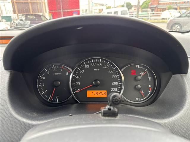 スイフト スポーツリミテッド 禁煙車 HDDナビ HIDヘッドライト スマートキー 純正16インチAW ETC パワーウィンドウ オートエアコン パワーステアリング 運転席エアバッグ 助手席エアバッグ 電動格納ミラー(45枚目)