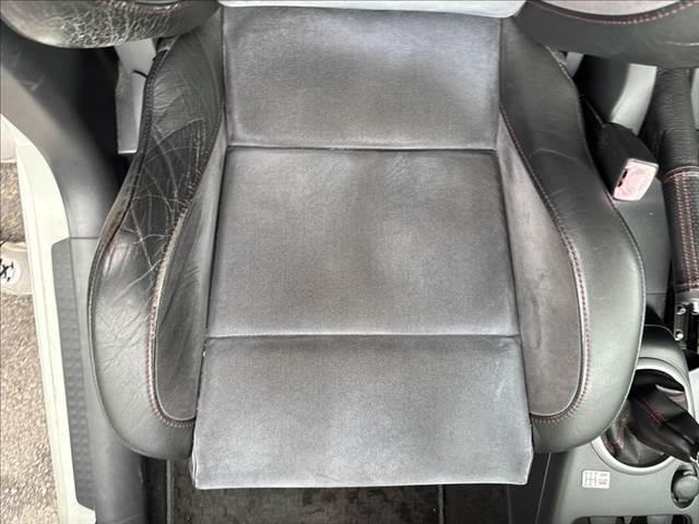 スイフト スポーツリミテッド 禁煙車 HDDナビ HIDヘッドライト スマートキー 純正16インチAW ETC パワーウィンドウ オートエアコン パワーステアリング 運転席エアバッグ 助手席エアバッグ 電動格納ミラー(58枚目)