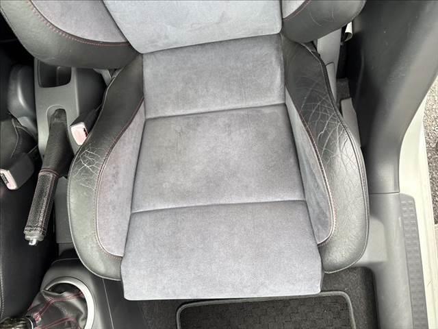 スイフト スポーツリミテッド 禁煙車 HDDナビ HIDヘッドライト スマートキー 純正16インチAW ETC パワーウィンドウ オートエアコン パワーステアリング 運転席エアバッグ 助手席エアバッグ 電動格納ミラー(64枚目)