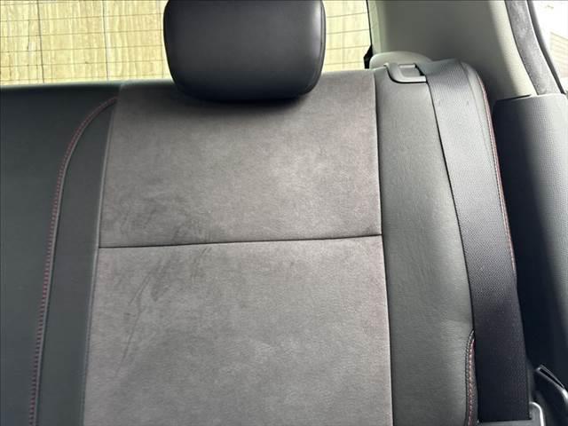 スイフト スポーツリミテッド 禁煙車 HDDナビ HIDヘッドライト スマートキー 純正16インチAW ETC パワーウィンドウ オートエアコン パワーステアリング 運転席エアバッグ 助手席エアバッグ 電動格納ミラー(66枚目)