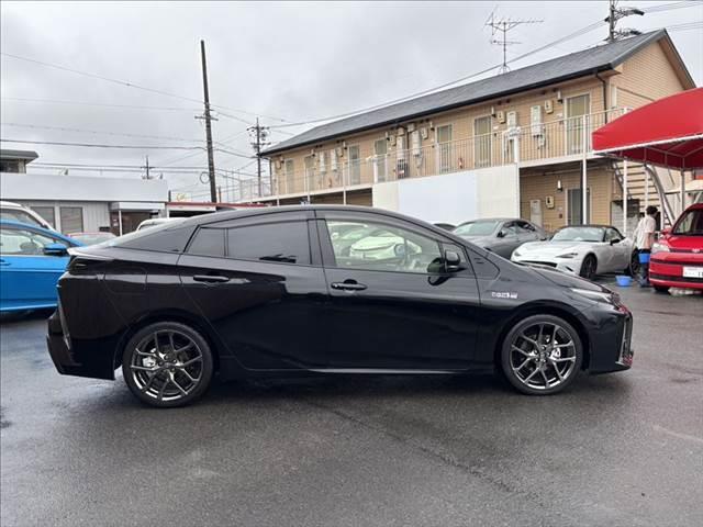 プリウスPHV Sナビパッケージ・GRスポーツ 純正11.6型SDナビ 5人乗り (後期型) フルセグTV バックカメラ ETC2.0 Bluetooth LEDヘッドライト 禁煙車 衝突軽減ブレーキ レーダークルーズコントロール シートヒーター(18枚目)