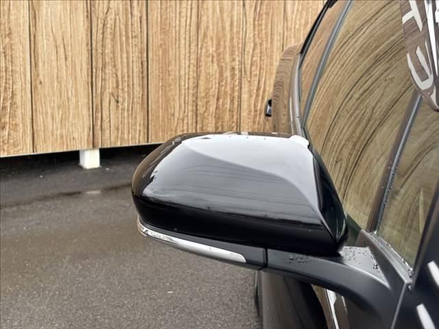 プリウスPHV Sナビパッケージ・GRスポーツ 純正11.6型SDナビ 5人乗り (後期型) フルセグTV バックカメラ ETC2.0 Bluetooth LEDヘッドライト 禁煙車 衝突軽減ブレーキ レーダークルーズコントロール シートヒーター(28枚目)