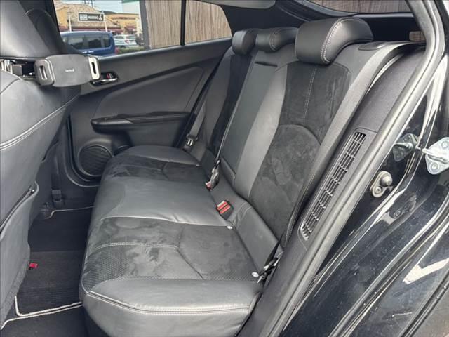 プリウスPHV Sナビパッケージ・GRスポーツ 純正11.6型SDナビ 5人乗り (後期型) フルセグTV バックカメラ ETC2.0 Bluetooth LEDヘッドライト 禁煙車 衝突軽減ブレーキ レーダークルーズコントロール シートヒーター(37枚目)