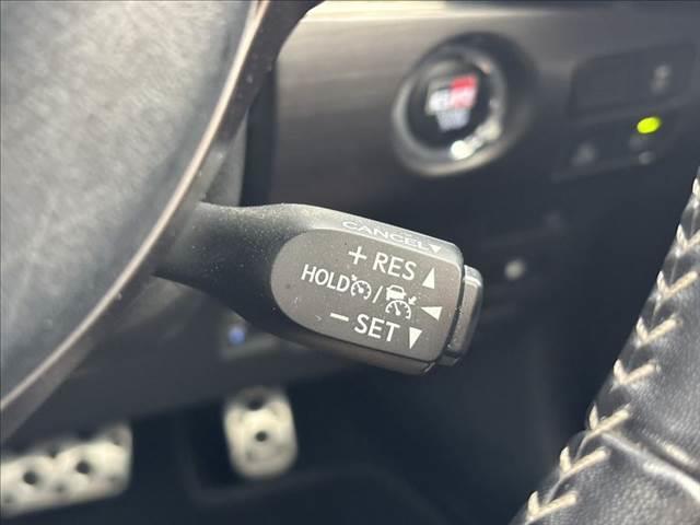 プリウスPHV Sナビパッケージ・GRスポーツ 純正11.6型SDナビ 5人乗り (後期型) フルセグTV バックカメラ ETC2.0 Bluetooth LEDヘッドライト 禁煙車 衝突軽減ブレーキ レーダークルーズコントロール シートヒーター(41枚目)