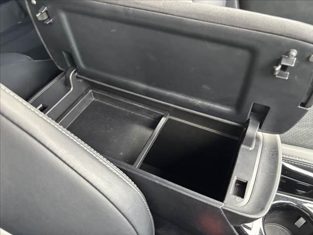 プリウスPHV Sナビパッケージ・GRスポーツ 純正11.6型SDナビ 5人乗り (後期型) フルセグTV バックカメラ ETC2.0 Bluetooth LEDヘッドライト 禁煙車 衝突軽減ブレーキ レーダークルーズコントロール シートヒーター(53枚目)