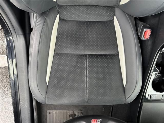 プリウスPHV Sナビパッケージ・GRスポーツ 純正11.6型SDナビ 5人乗り (後期型) フルセグTV バックカメラ ETC2.0 Bluetooth LEDヘッドライト 禁煙車 衝突軽減ブレーキ レーダークルーズコントロール シートヒーター(62枚目)