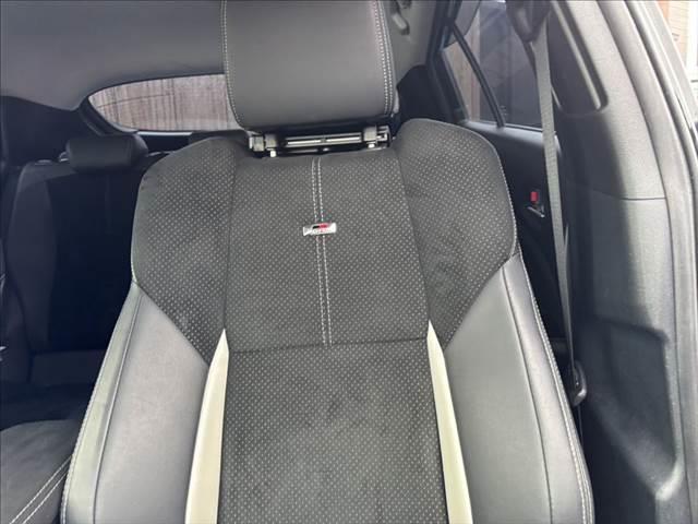 プリウスPHV Sナビパッケージ・GRスポーツ 純正11.6型SDナビ 5人乗り (後期型) フルセグTV バックカメラ ETC2.0 Bluetooth LEDヘッドライト 禁煙車 衝突軽減ブレーキ レーダークルーズコントロール シートヒーター(67枚目)