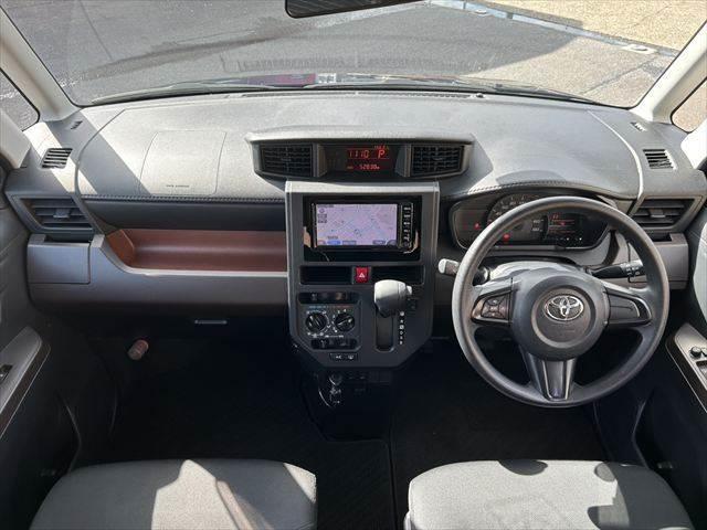 タンク X S 純正SDナビ Bluetooth 地デジTV パワースライドドア 衝突軽減ブレーキ 禁煙車 バックカメラ スマートキー シートヒーター アイドリングストップ 電動格納ミラー(3枚目)