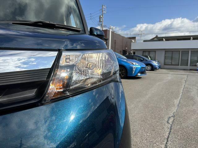 タンク X S 純正SDナビ Bluetooth 地デジTV パワースライドドア 衝突軽減ブレーキ 禁煙車 バックカメラ スマートキー シートヒーター アイドリングストップ 電動格納ミラー(12枚目)