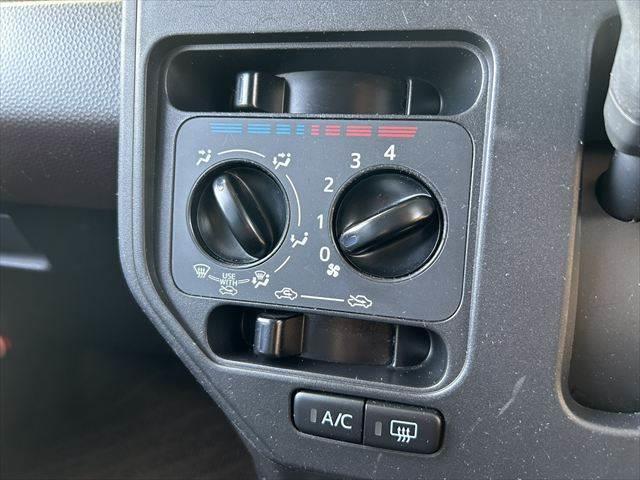 タンク X S 純正SDナビ Bluetooth 地デジTV パワースライドドア 衝突軽減ブレーキ 禁煙車 バックカメラ スマートキー シートヒーター アイドリングストップ 電動格納ミラー(34枚目)
