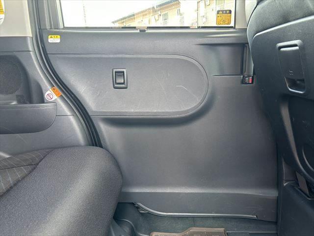 タント カスタムＲＳ　ＳＡ　純正ＳＤナビ　衝突軽減ブレーキ　バックカメラ　フルセグＴＶ　Ｂｌｕｅｔｏｏｔｈ　両側パワースライドドア　禁煙車　ＬＥＤヘッドライト　スマートキー　電動格納ミラー　横滑り防止装置（58枚目）