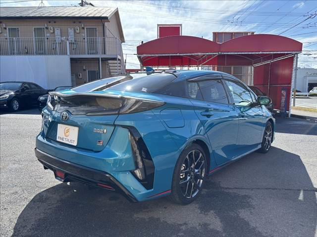 プリウスＰＨＶ Ｓナビパッケージ・ＧＲスポーツ　純正１１．６インチナビ　衝突軽減ブレーキ　バックカメラ　フルセグＴＶ　Ｂｌｕｅｔｏｏｔｈ　禁煙車　ＬＥＤヘッドライト　スマートキー　クルーズコントロール　シートヒーター　１５００Ｗ給電（18枚目）