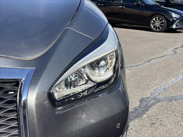 フーガハイブリッド ベースグレード　純正ＨＤＤナビ　フルセグＴＶ　アラウンドビューモニター　ハーフレザーシート　ＥＴＣ　ブラインドスポットモニター　衝突軽減ブレーキ　レーダークルーズコントロール　パワーシート　クリアランスソナー（12枚目）