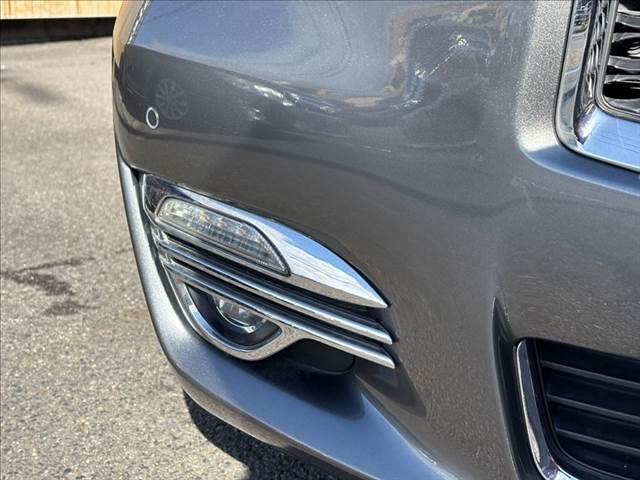 フーガハイブリッド ベースグレード　純正ＨＤＤナビ　フルセグＴＶ　アラウンドビューモニター　ハーフレザーシート　ＥＴＣ　ブラインドスポットモニター　衝突軽減ブレーキ　レーダークルーズコントロール　パワーシート　クリアランスソナー（26枚目）