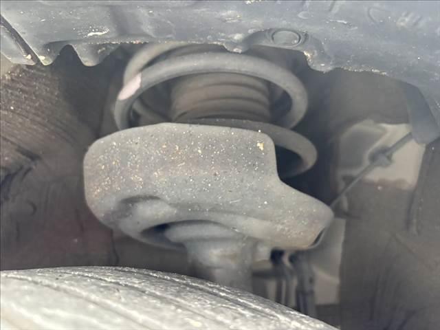 プリウス S モデリスタフルエアロ 純正9インチナビ バックカメラ フルセグTV ETC2.0 LEDヘッドライト 禁煙車 レーダークルーズコントロール 衝突軽減ブレーキ Bluetooth スマートキー(15枚目)