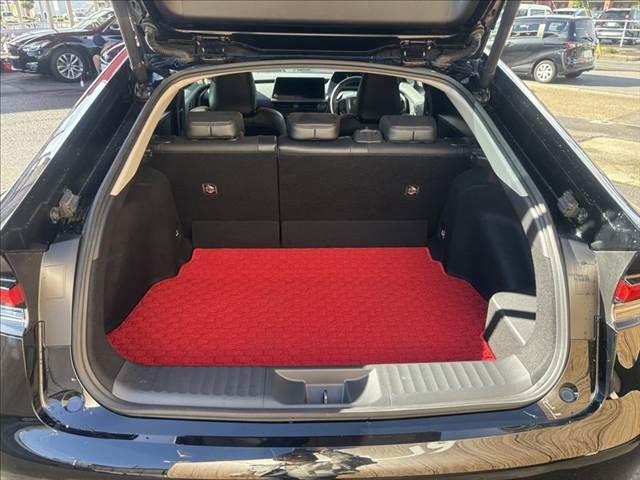 プリウス Z モデリスタフルエアロ 純正12.3インチナビ 全周囲カメラ レーダークルーズコントロール 電動リアゲート 本革シート パワーシート シートヒーター シートエアコン 衝突軽減ブレーキ 禁煙車(9枚目)