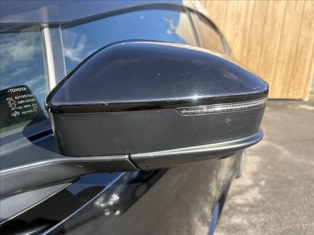 プリウス Z モデリスタフルエアロ 純正12.3インチナビ 全周囲カメラ レーダークルーズコントロール 電動リアゲート 本革シート パワーシート シートヒーター シートエアコン 衝突軽減ブレーキ 禁煙車(22枚目)