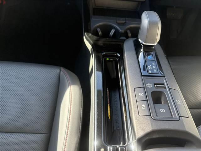 プリウス Z モデリスタフルエアロ 純正12.3インチナビ 全周囲カメラ レーダークルーズコントロール 電動リアゲート 本革シート パワーシート シートヒーター シートエアコン 衝突軽減ブレーキ 禁煙車(32枚目)