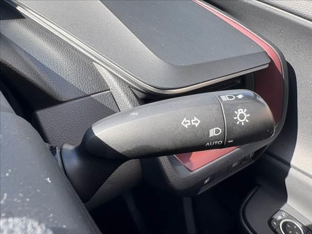 プリウス Z モデリスタフルエアロ 純正12.3インチナビ 全周囲カメラ レーダークルーズコントロール 電動リアゲート 本革シート パワーシート シートヒーター シートエアコン 衝突軽減ブレーキ 禁煙車(35枚目)