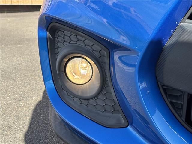 スイフトスポーツ セーフティパッケージ 6速MT 純正SDナビ フルセグTV 全方位カメラ LEDヘッドライト 禁煙車 レーダークルーズコントロール 衝突軽減ブレーキ Bluetooth ドライブレコーダー 純正17インチアルミホイール(33枚目)