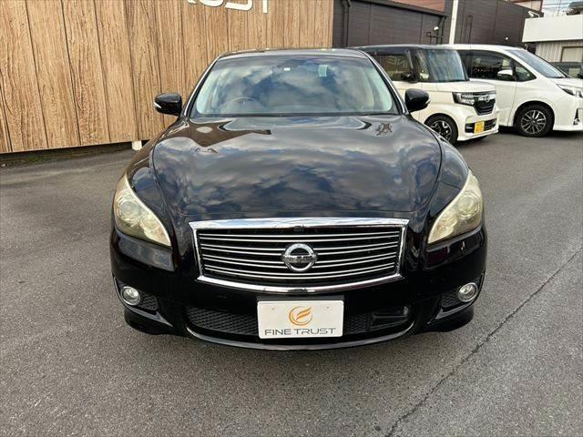 当社自慢のお車です。装備・機関系チェック済み♪横にこの車のセールスポイントを、写真と説明でアピールしてあります♪まずはご覧になってください。