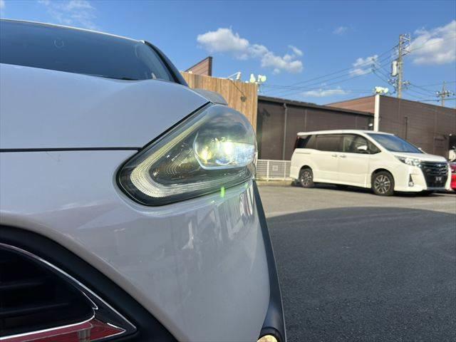 シエンタ Ｘ　純正ＳＤナビ　パワースライドドア　禁煙車　ＬＥＤヘッドライト　キーレスエントリー　盗難防止装置　純正１６インチＡＷ　アイドリングストップ　ＥＴＣ　電動格納ミラー　パワーステアリング（11枚目）