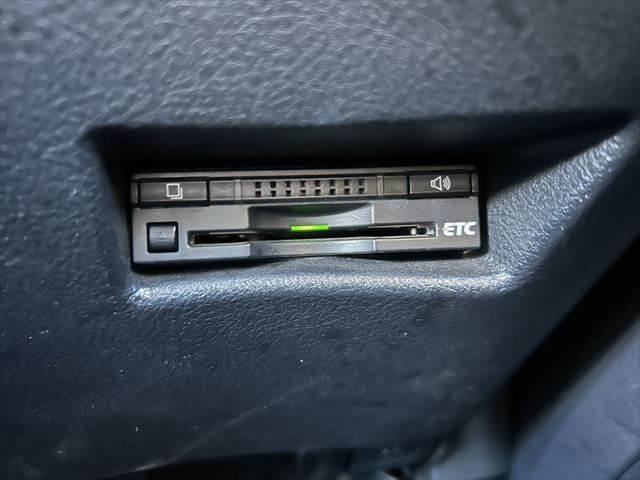 シエンタ Ｘ　純正ＳＤナビ　パワースライドドア　禁煙車　ＬＥＤヘッドライト　キーレスエントリー　盗難防止装置　純正１６インチＡＷ　アイドリングストップ　ＥＴＣ　電動格納ミラー　パワーステアリング（38枚目）