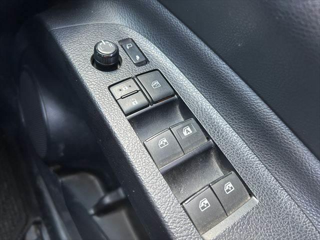 シエンタ Ｘ　純正ＳＤナビ　パワースライドドア　禁煙車　ＬＥＤヘッドライト　キーレスエントリー　盗難防止装置　純正１６インチＡＷ　アイドリングストップ　ＥＴＣ　電動格納ミラー　パワーステアリング（40枚目）