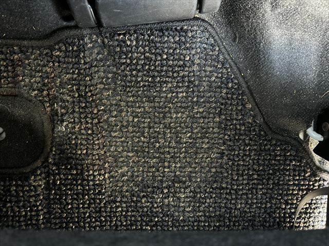 シエンタ Ｘ　純正ＳＤナビ　パワースライドドア　禁煙車　ＬＥＤヘッドライト　キーレスエントリー　盗難防止装置　純正１６インチＡＷ　アイドリングストップ　ＥＴＣ　電動格納ミラー　パワーステアリング（69枚目）