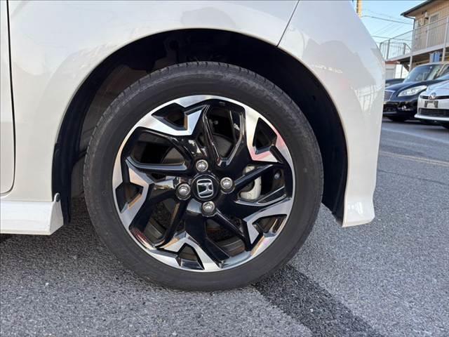 N-BOX G・Lターボホンダセンシング 衝突軽減ブレーキ レーダークルコン 純正メモリーナビ バックカメラ 両側パワースライドドア 禁煙車 LEDヘッドライト クリアランスソナー パドルシフト ブルートゥース スマートキー プッシュスタート(14枚目)