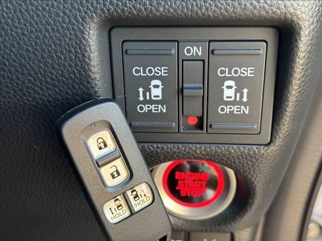 N-BOX G・Lターボホンダセンシング 衝突軽減ブレーキ レーダークルコン 純正メモリーナビ バックカメラ 両側パワースライドドア 禁煙車 LEDヘッドライト クリアランスソナー パドルシフト ブルートゥース スマートキー プッシュスタート(45枚目)