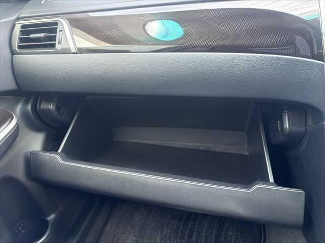 ☆グローブボックス