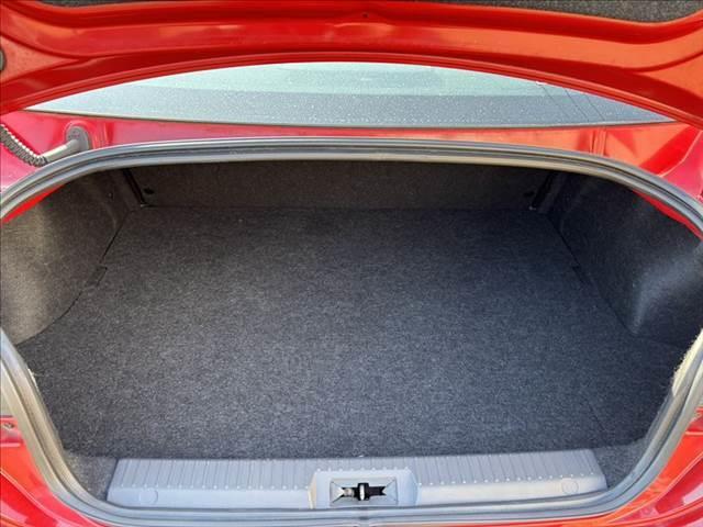 ８６ ＧＴ　純正ＳＤナビ　フルセグＴＶ　禁煙車　Ｂｌｕｅｔｏｏｔｈ　ＥＴＣ　スマートキー　ＨＩＤヘッドライト　ミュージックサーバー　盗難防止装置　ＵＳＢポート　純正１７インチアルミホイール（9枚目）